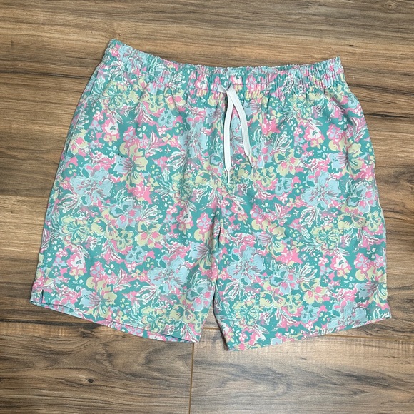 Chubbies Floral Print Lined 7” Swim Trunks Men’s Medium - Picture 1 of 4